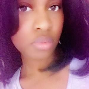 Meet your Posher, Nadia